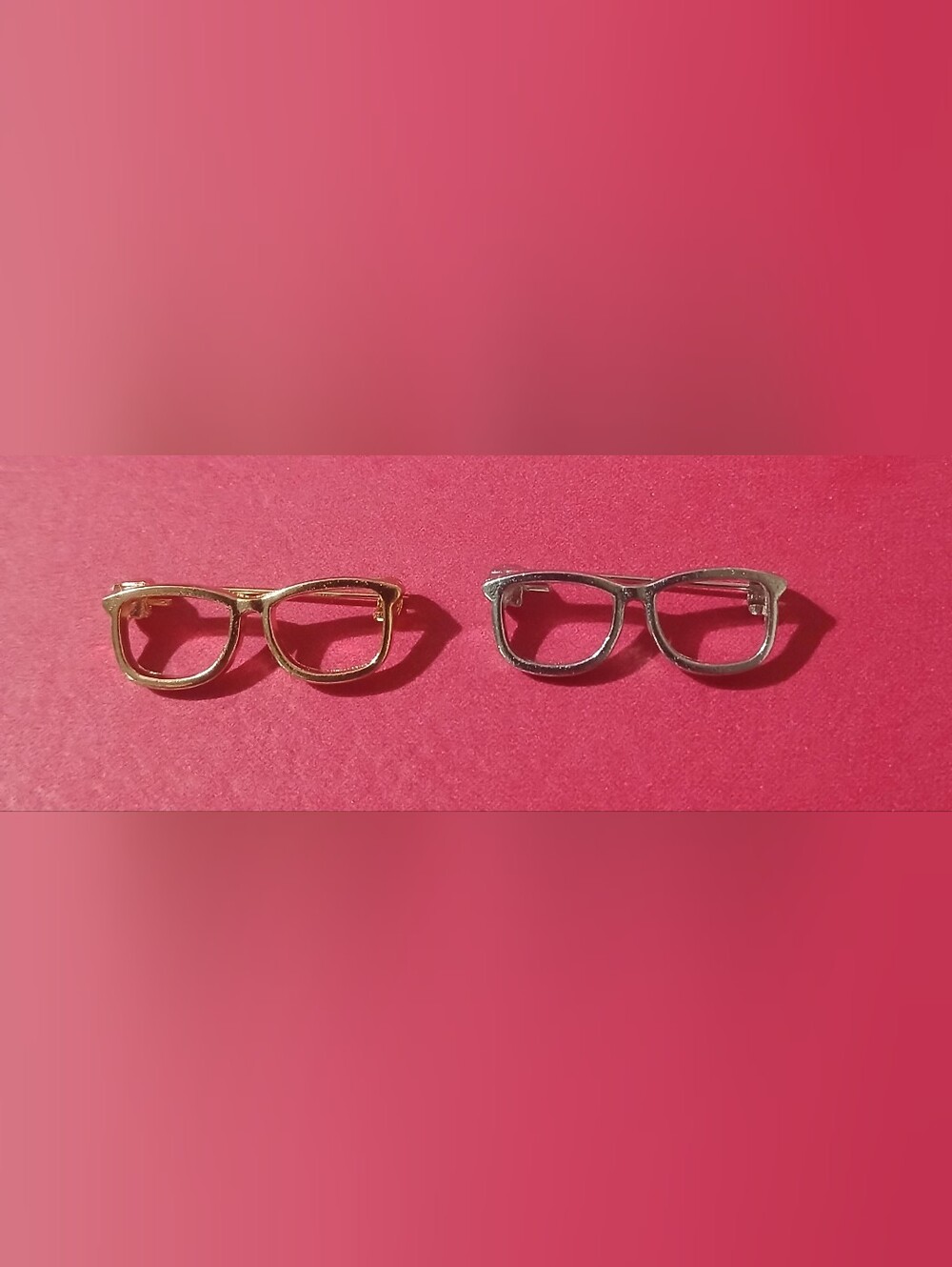 Mini Eyeglass Brooch